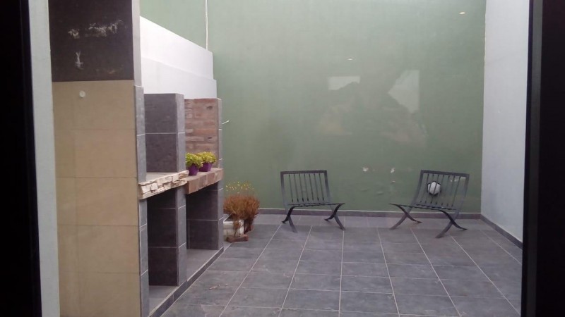 VENTA DUPLEX..ZONA LAS RETAMAS !!