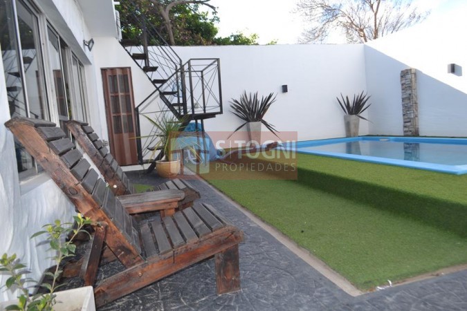 VENTA HERMOSO CHALET !!