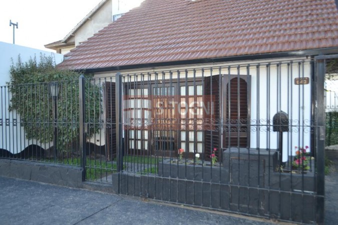 VENTA HERMOSO CHALET !!