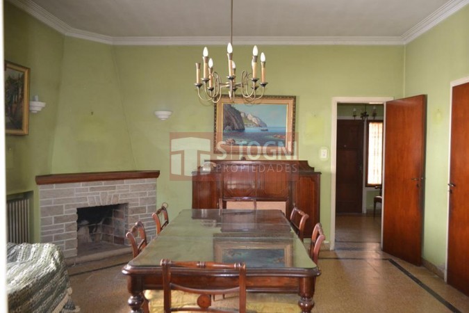 VENTA/PERMUTA CHALET BALCARCE