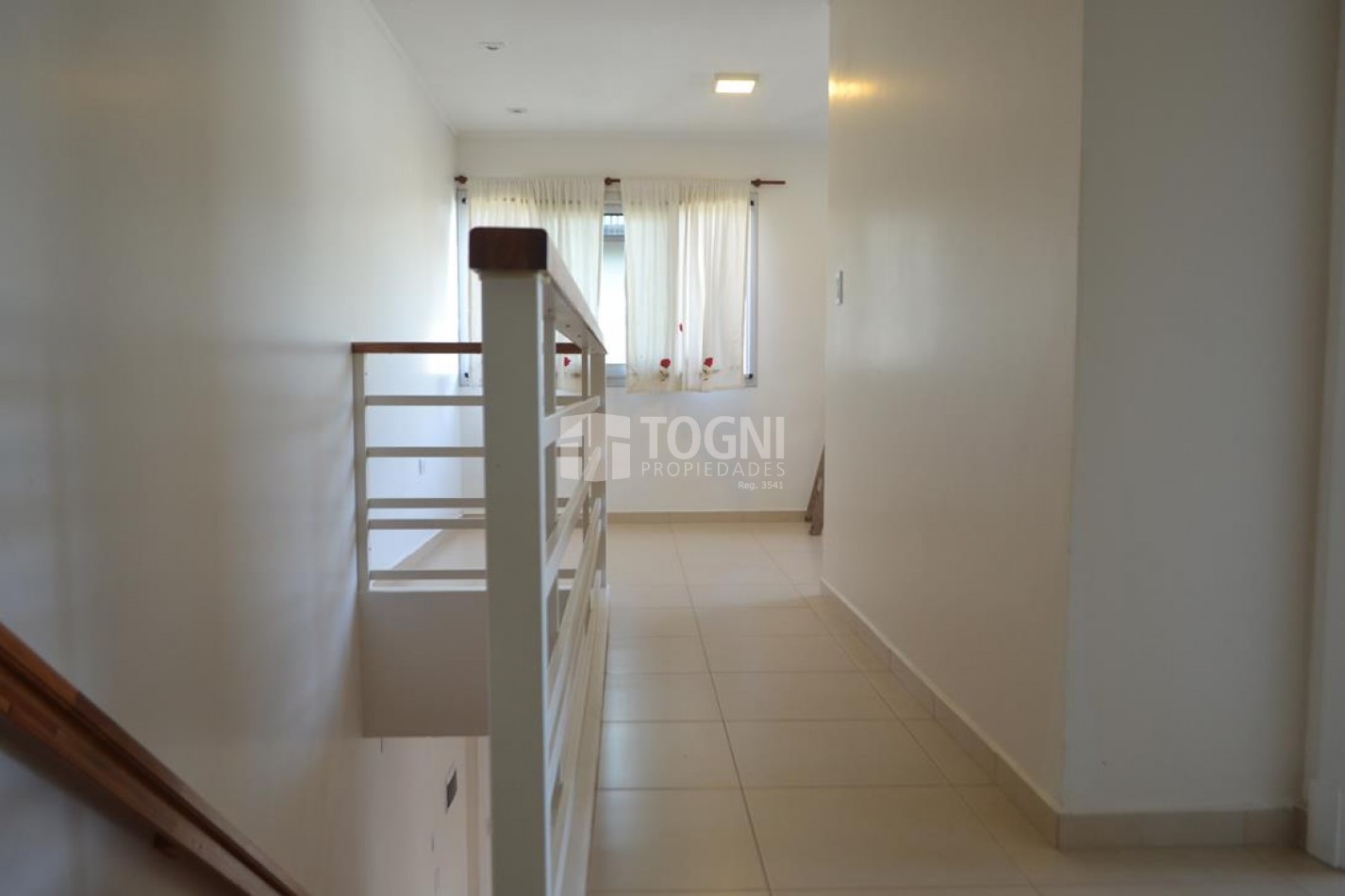 VENTA DUPLEX EXCELENTE ESTADO...BALCARCE