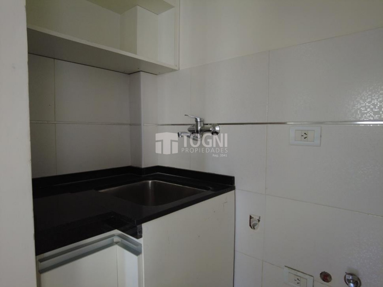 VENTA DUPLEX EXCELENTE ESTADO...BALCARCE