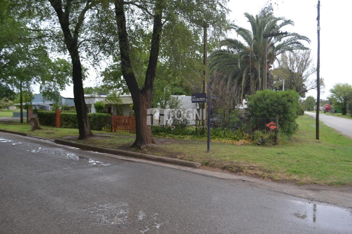 VENTA EN SAN AGUSTIN. VIVIENDA + COMERCIO!