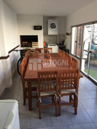 VENTA HERMOSO CHALET !!