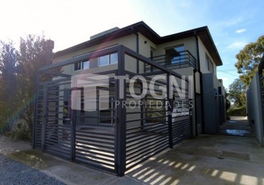VENTA DUPLEX EXCELENTE ESTADO...BALCARCE