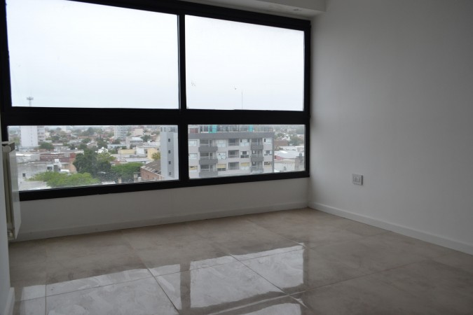 VENTA PENTHOUSE EDIFICIO ROCA. BALCARCE 