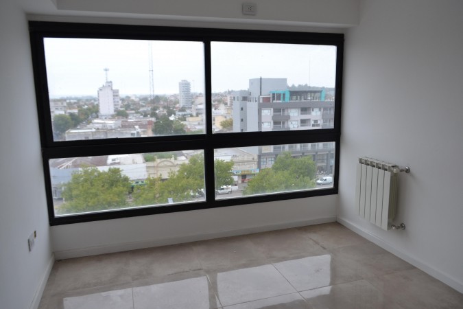 VENTA PENTHOUSE EDIFICIO ROCA. BALCARCE 