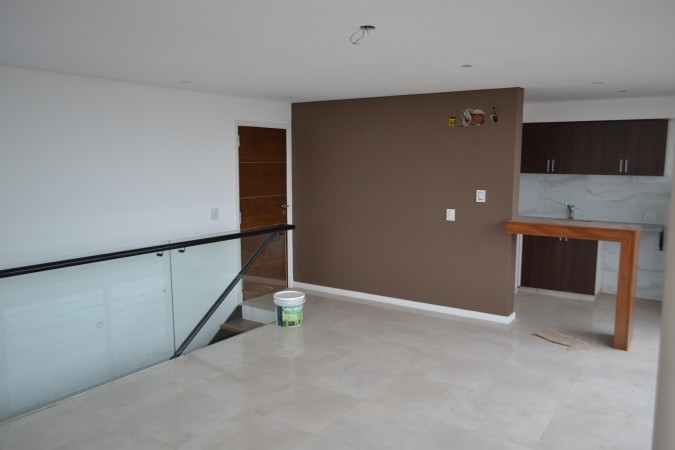 VENTA PENTHOUSE EDIFICIO ROCA. BALCARCE 