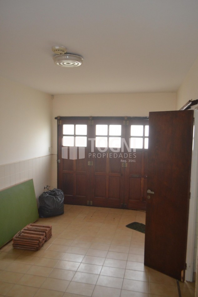 VENTA DUPLEX 5 AMBIENTES CENTRO!! BALCARCE