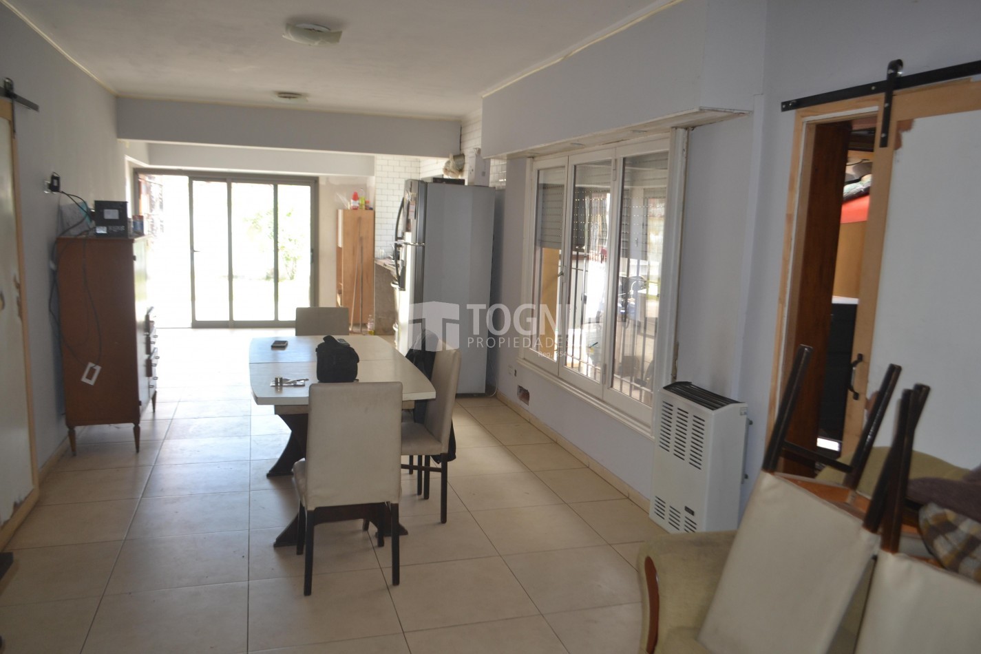 VENTA DE CASA CON MEJORAS!...BALCARCE