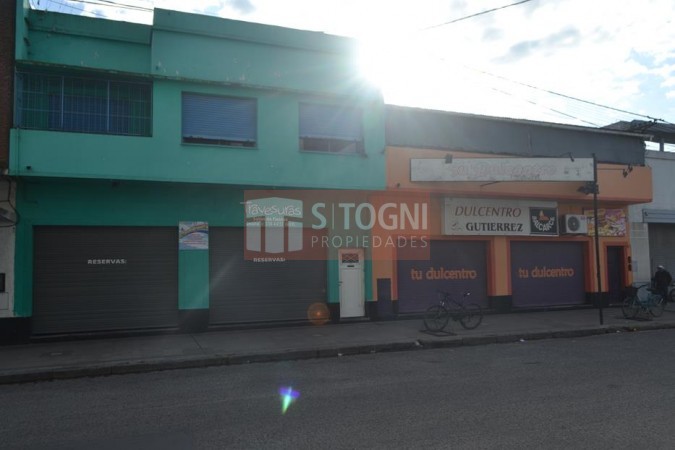 VENTA LOCAL...BALCARCE !