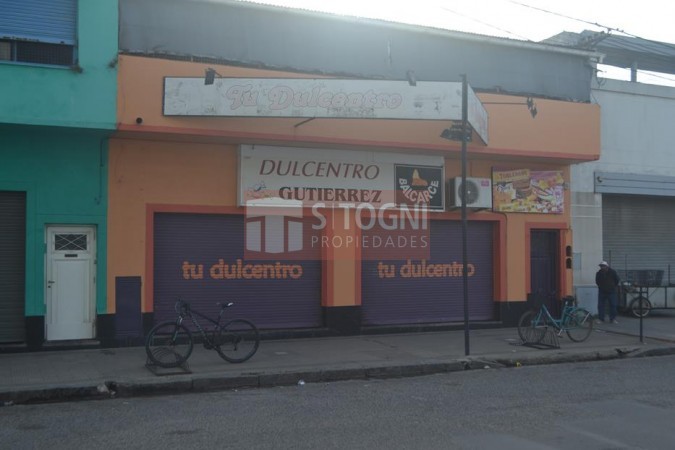 VENTA LOCAL...BALCARCE !