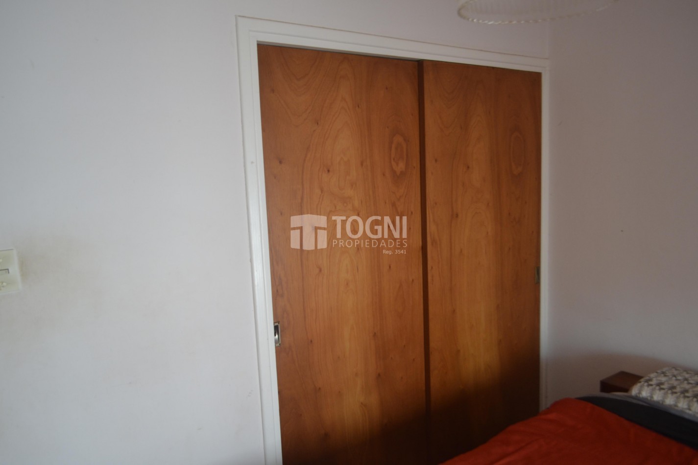 VENTA DE CASA CON MEJORAS!...BALCARCE