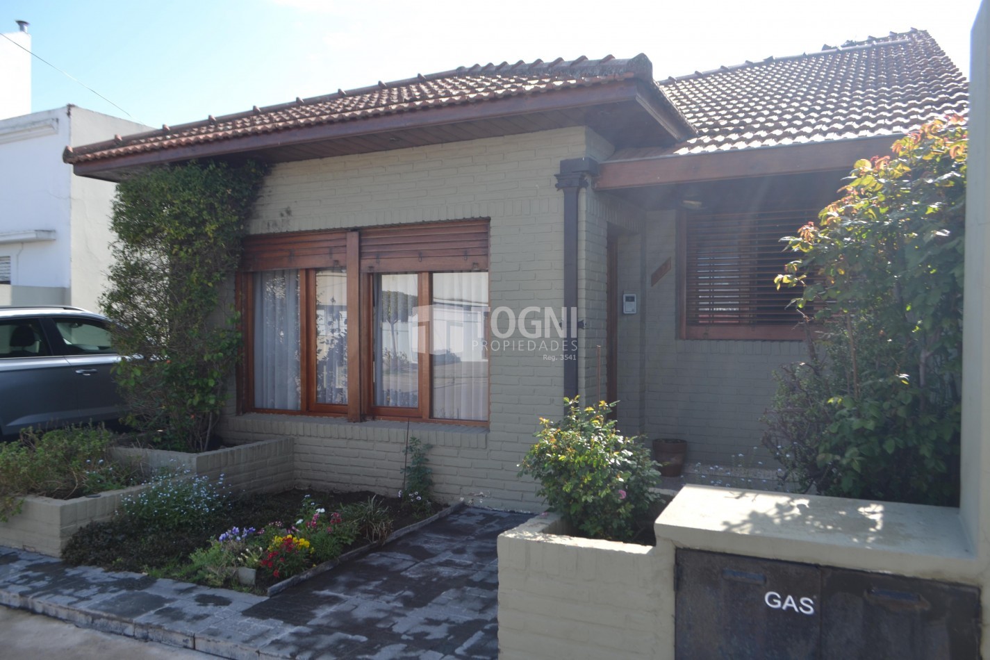 EXCELENTE PROPIEDAD EN VENTA !!...BALCARCE