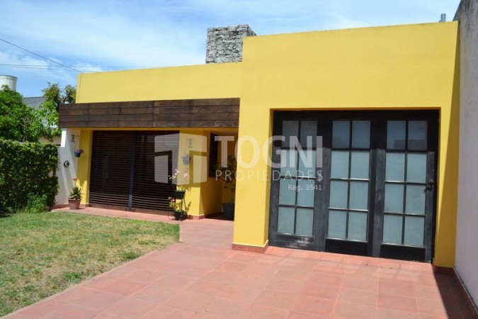 VENTA CASA LUMINOSA 