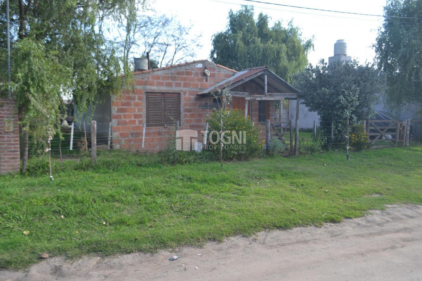 VENTA CASA A TERMINAR!!!!  BALCARCE