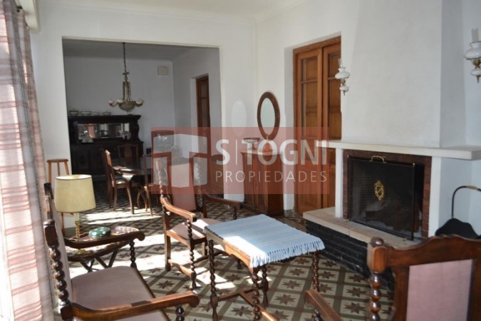VENTA CASA CENTRICA...BALCARCE