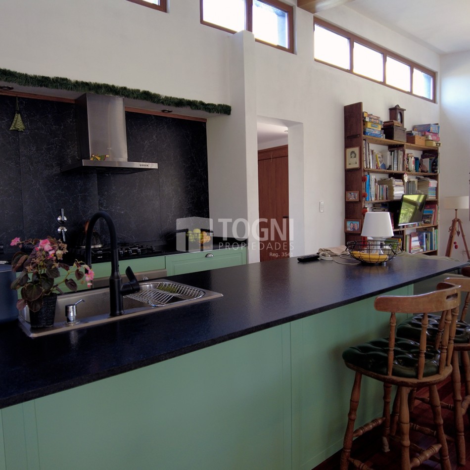 VENTA EXCELENTE CASA.... IMPERDIBLE !