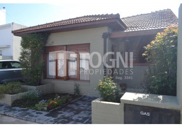 EXCELENTE PROPIEDAD EN VENTA !!...BALCARCE