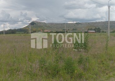 VENTA AMPLIO TERRENO DE 50 mts. x 50 mts.. BALCARCE !