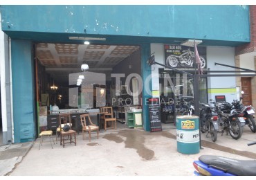 VENTA GALPON SOBRE AVENDIDA....BALCARCE