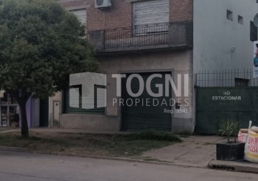 VENTA LOCAL + DEPARTAMENTO Y TERRENO!...BALCARCE
